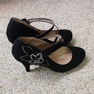 Dream Pairs Black Heels with Rhinestone Floral Design